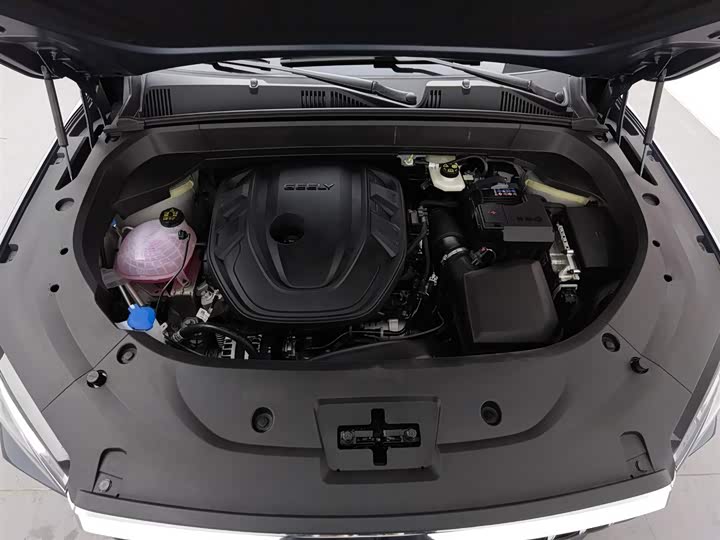 Geely Monjaro 2025 2025款 东方曜 2.0TD 自动揽星版