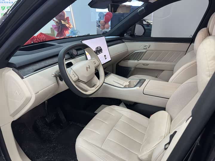 Nio Onvo L90 2025 2025款 Max 六座版