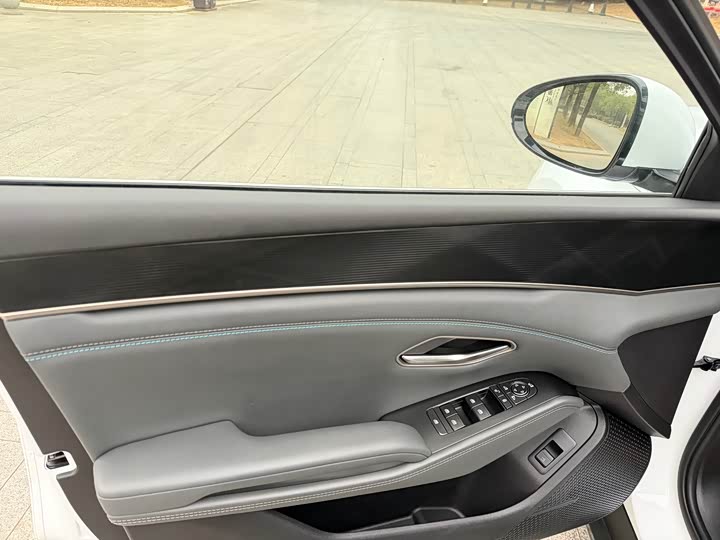 BYD Qin L 2025 2025款 DM-i 智驾版 120KM超越型