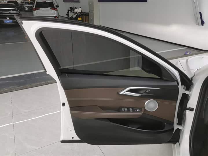 BMW 1 Series 2023 2023款 120i M运动曜夜版