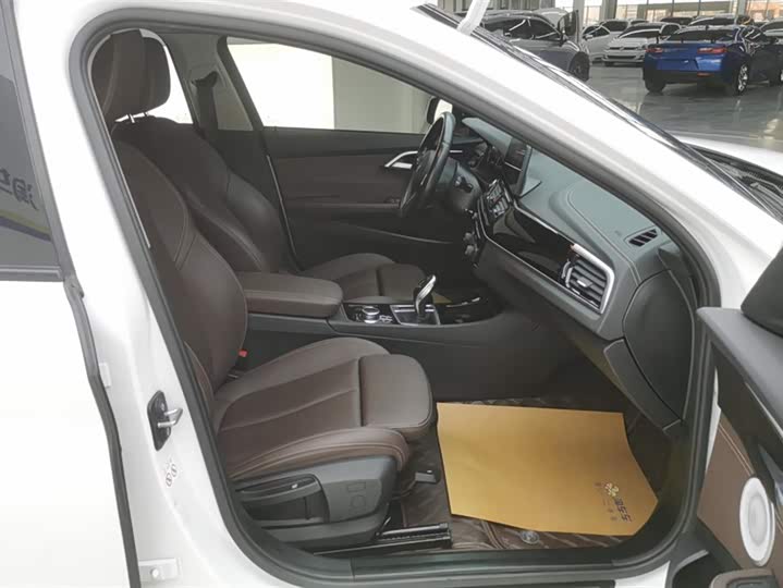 BMW 1 Series 2023 2023款 120i M运动曜夜版