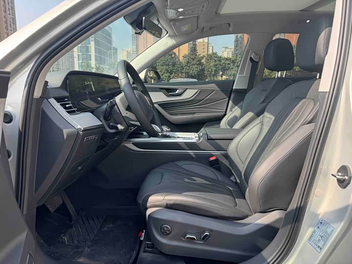 Hongqi HS5 2025 2025款 2.0T 两驱旗享Pro版