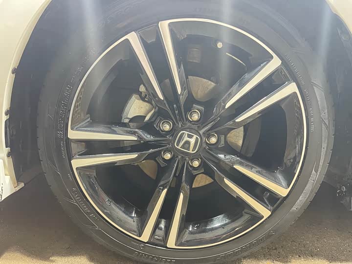 Honda Integra 2023 2023款 HATCHBACK 240TURBO CVT幻夜·豪华版