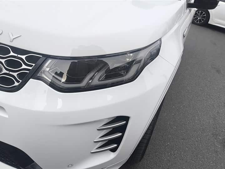 Land Rover Discovery Sport Hybrid 2023 2023款 1.5T P300e 插电式电动混合版