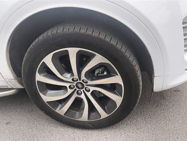 Land Rover Discovery Sport Hybrid 2023 2023款 1.5T P300e 插电式电动混合版