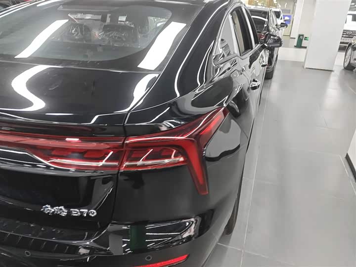 Bestune B70 2025 2025款 龙耀版 1.5T 欢享型