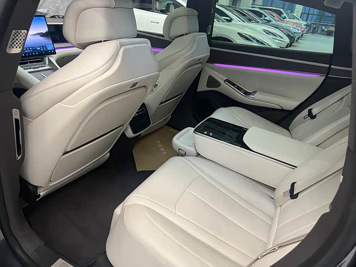 Denza Z9 2024 2024款 1100km 四驱Max版