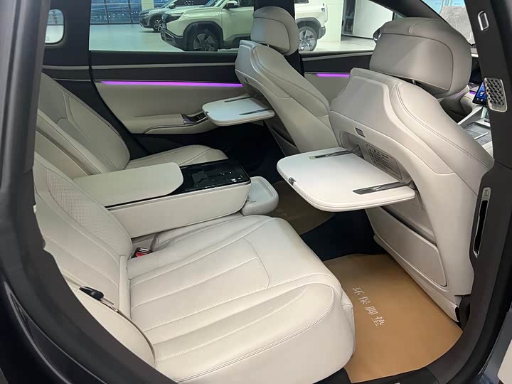 Denza Z9 2024 2024款 1100km 四驱Max版