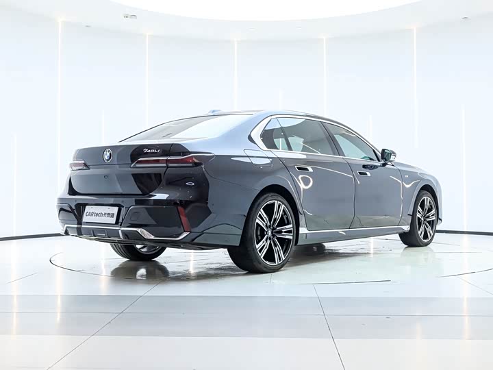 BMW 7 Series 2023 2023款 740Li 领先型 M运动套装
