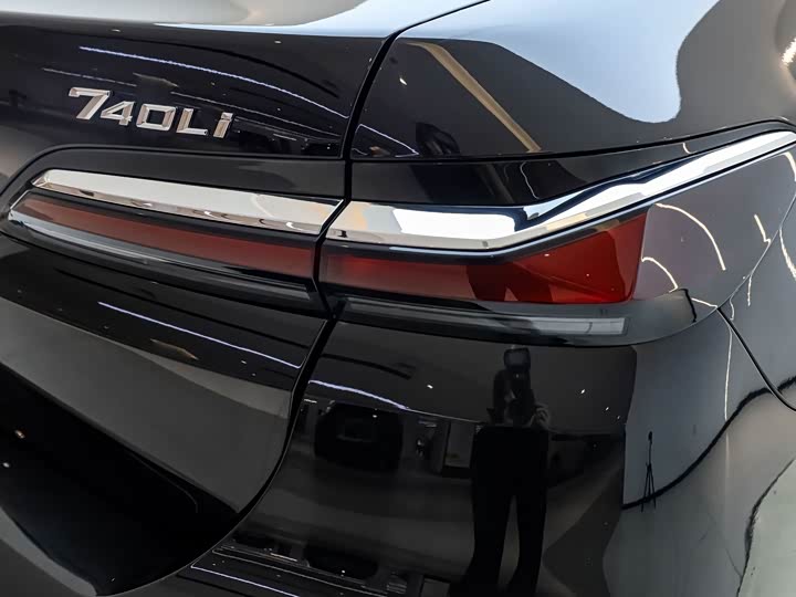 BMW 7 Series 2023 2023款 740Li 领先型 M运动套装