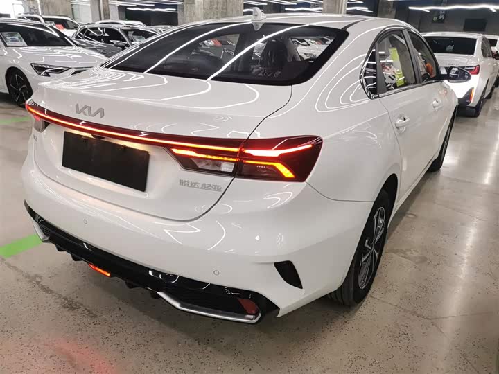 Kia K3 2024 2024款 1.5L CVT舒适优享版