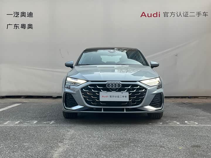 Audi A3 2025 2025款 A3L Limousine 35TFSI 飞驰尊享型