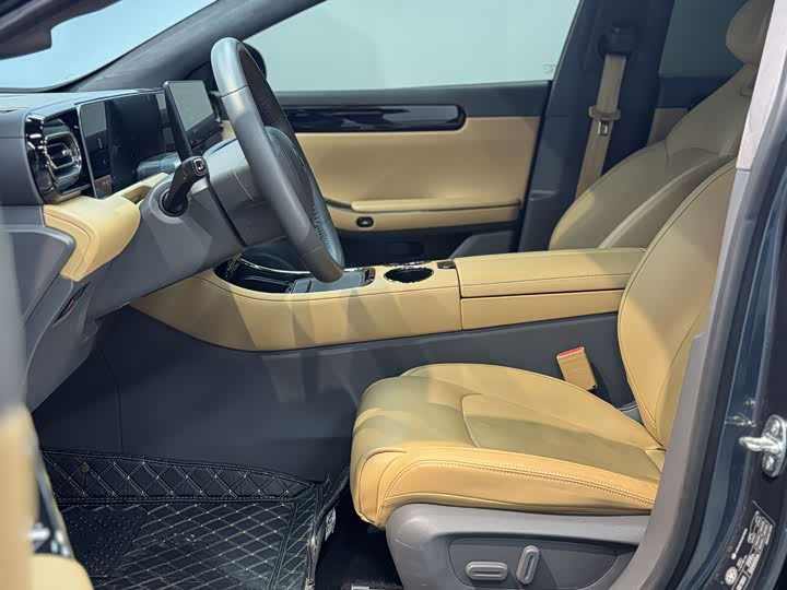 Leapmotor C01 2024 2024款 增程 316尊享版