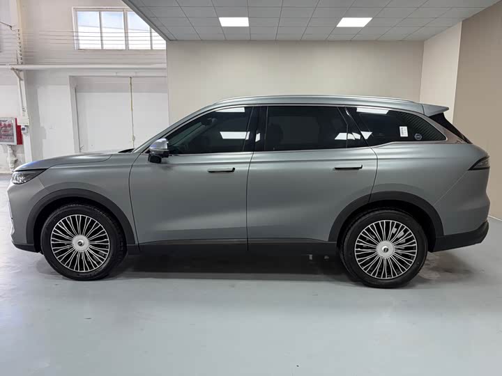 Chery Tiggo 8L 2024 2024款 2.0T 两驱尊贵版 5座