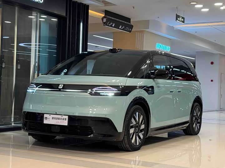 Zeekr Mix 2025 2025款 长续航智驾版