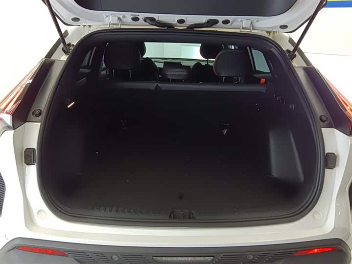 Geely Atlas 2023 2023款 博越COOL 1.5TD 智慧型