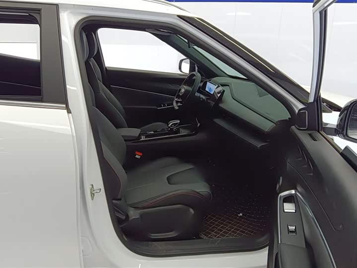 Geely Atlas 2023 2023款 博越COOL 1.5TD 智慧型