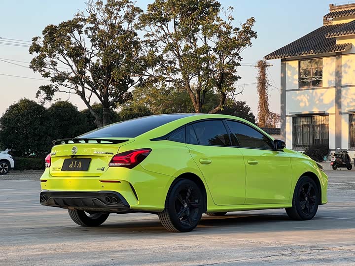 MG Motor 5 Scorpio 2022 2022款 1.5T Trophy运动旗舰版