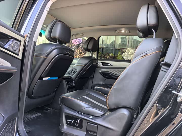 Dongfeng Forthing Yacht 2022 2022款 1.5T DCT揽月版