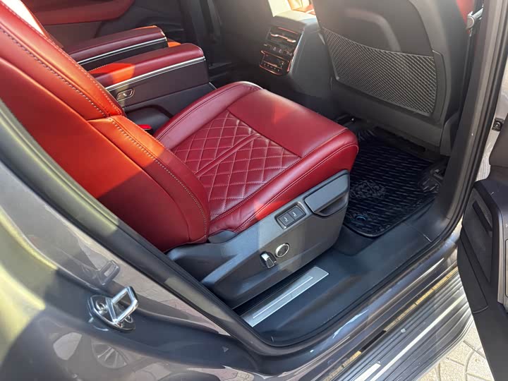 Audi Q6 2023 2023款 45 TFSI quattro 黑武士版 Light