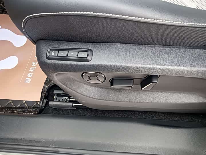 Volkswagen Tayron 2025 2025款 探岳L 380TSI 四驱豪华Easy包