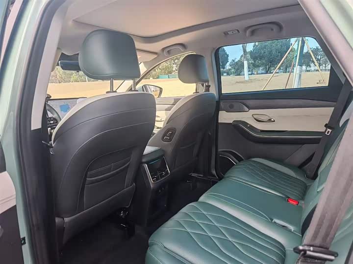 Jetour Shanhai L9 2024 2024款 1.5TD 2DHT Pro 7座