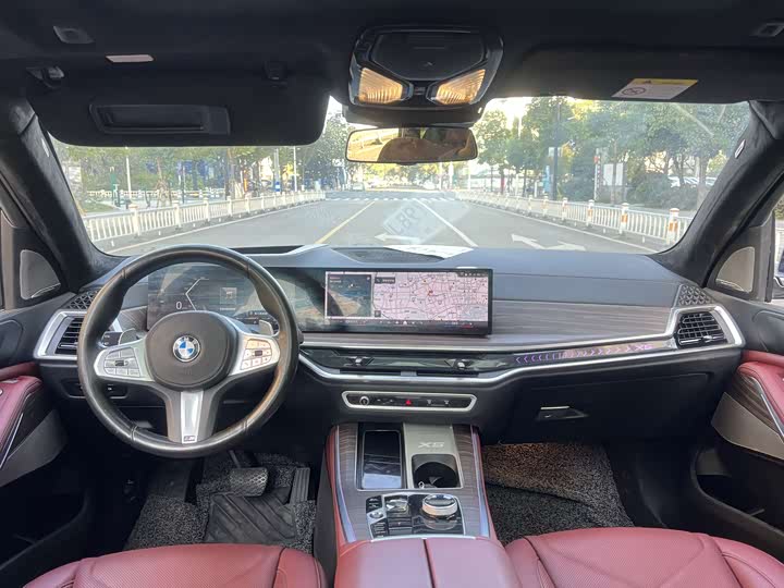 BMW X5 2024 2024款 xDrive 40Li 尊享型黑焰限量版