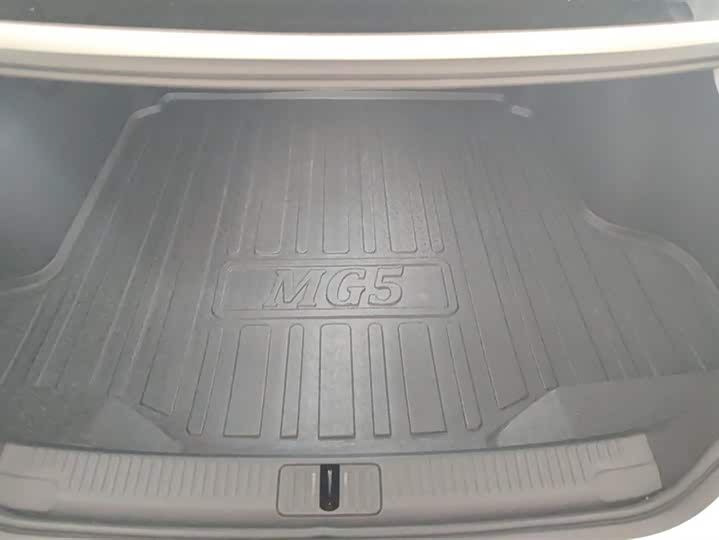 MG Motor 5 2025 2025款 300TGI 全球旗舰版