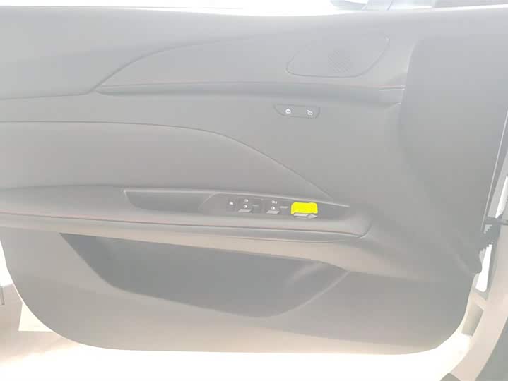 MG Motor 5 2025 2025款 300TGI 全球旗舰版