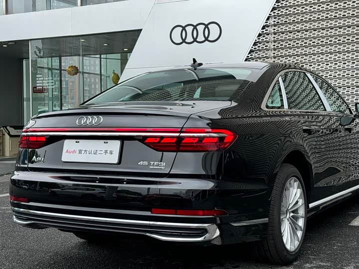 Audi A8 2025 2025款 A8L 45 TFSI quattro 豪华型