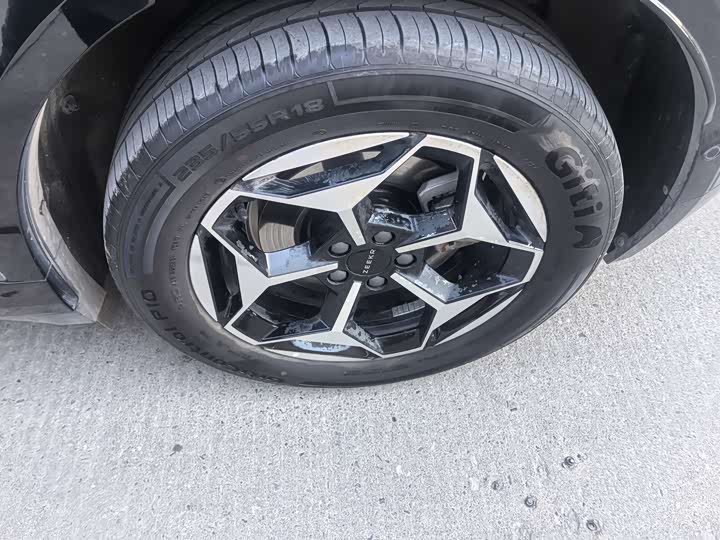 Zeekr X 2025 2025款 五座后驱版