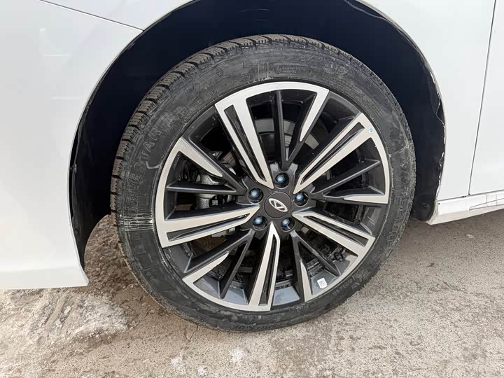 Chery Arrizo 8 Pro 2025 2025款 1.6T DCT 舒适型