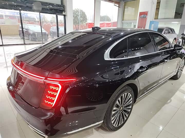 Hongqi H9 2024 2024款 2.0T 旗享 豪华商务版