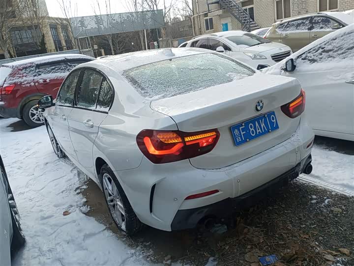 BMW 1 Series 2023 2023款 120i M运动曜夜版