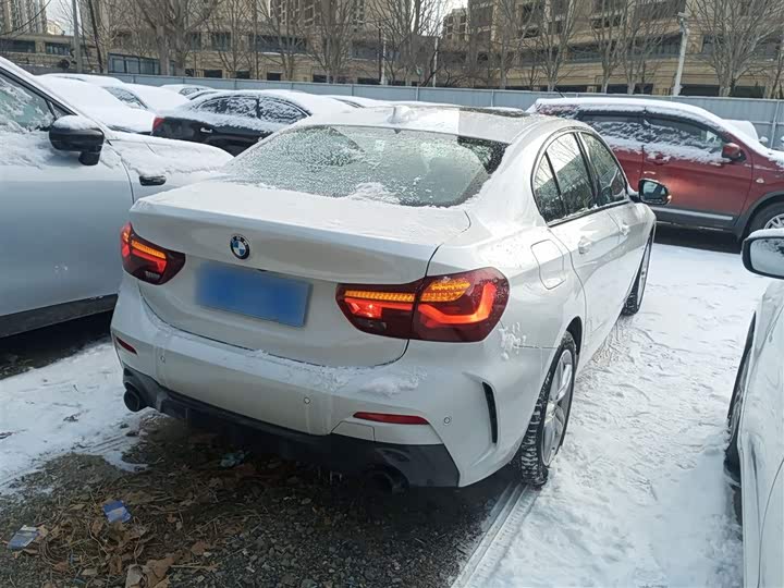 BMW 1 Series 2023 2023款 120i M运动曜夜版