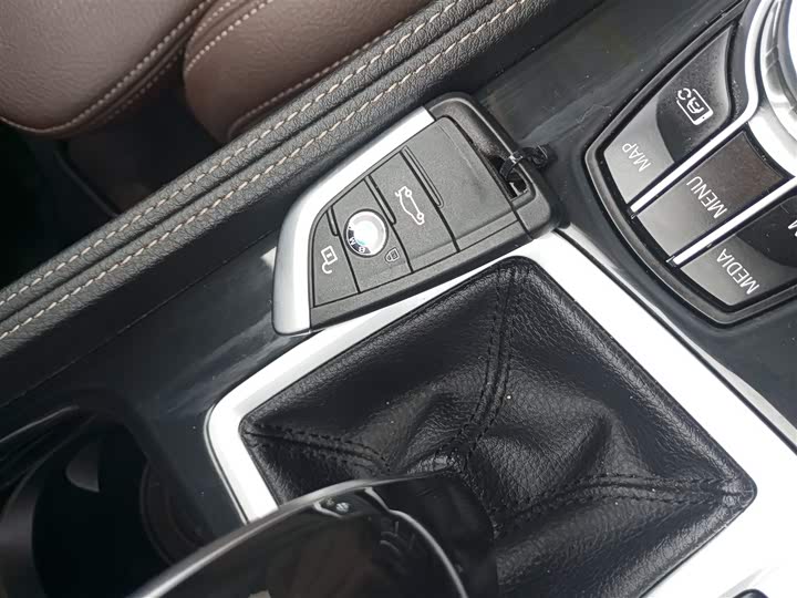 BMW 1 Series 2023 2023款 120i M运动曜夜版