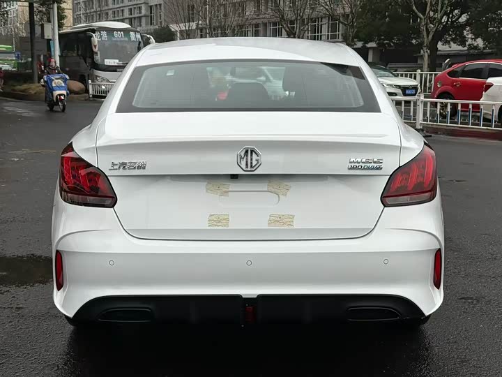 MG Motor 5 2023 2023款 180DVVT CVT风尚版