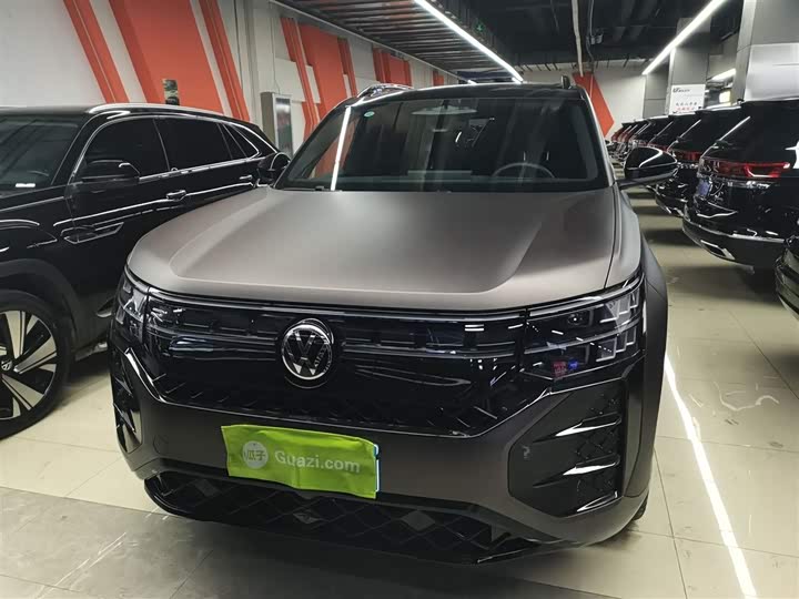 Volkswagen Teramont Pro 2025 2025款 途昂 Pro 450TSI 四驱登峰版