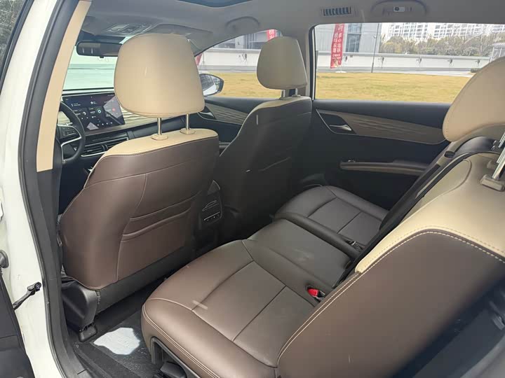 BYD Song Max Hybrid 2022 2022款 DM-i 105KM 旗舰型