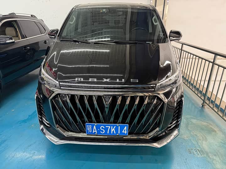 Maxus G20 2023 2023款 PLUS 2.0T 汽油自动豪华版