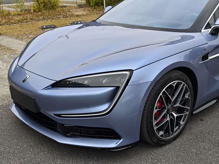 BYD Yangwang U7 2025 2025款 PHEV 四座旗舰版