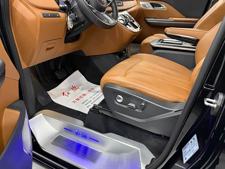 Hongqi HQ9 Hybrid 2024 2024款 2.0T 四驱商务版