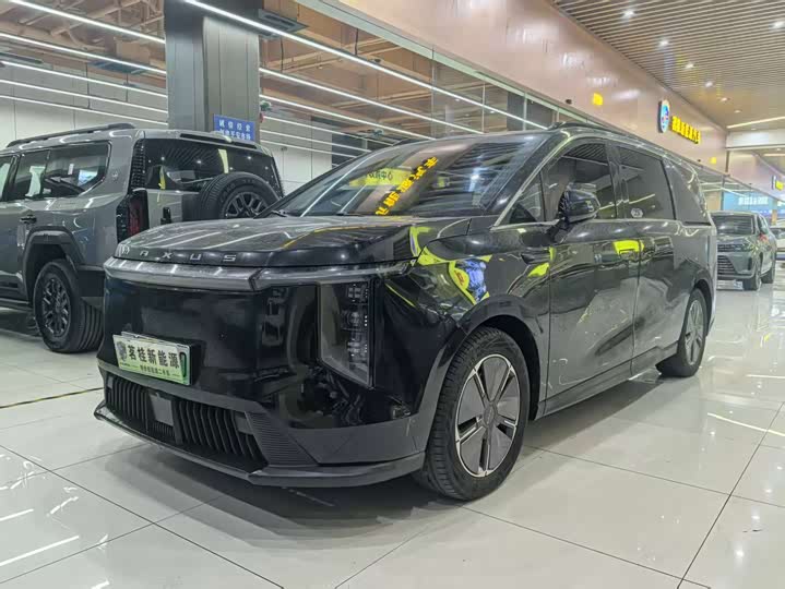 Maxus Mifa 7 2024 2024款 605km 森林加长续航版