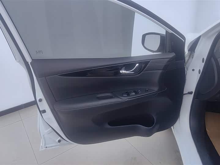 Nissan Tiida 2024 2024款 1.6L CVT智行版