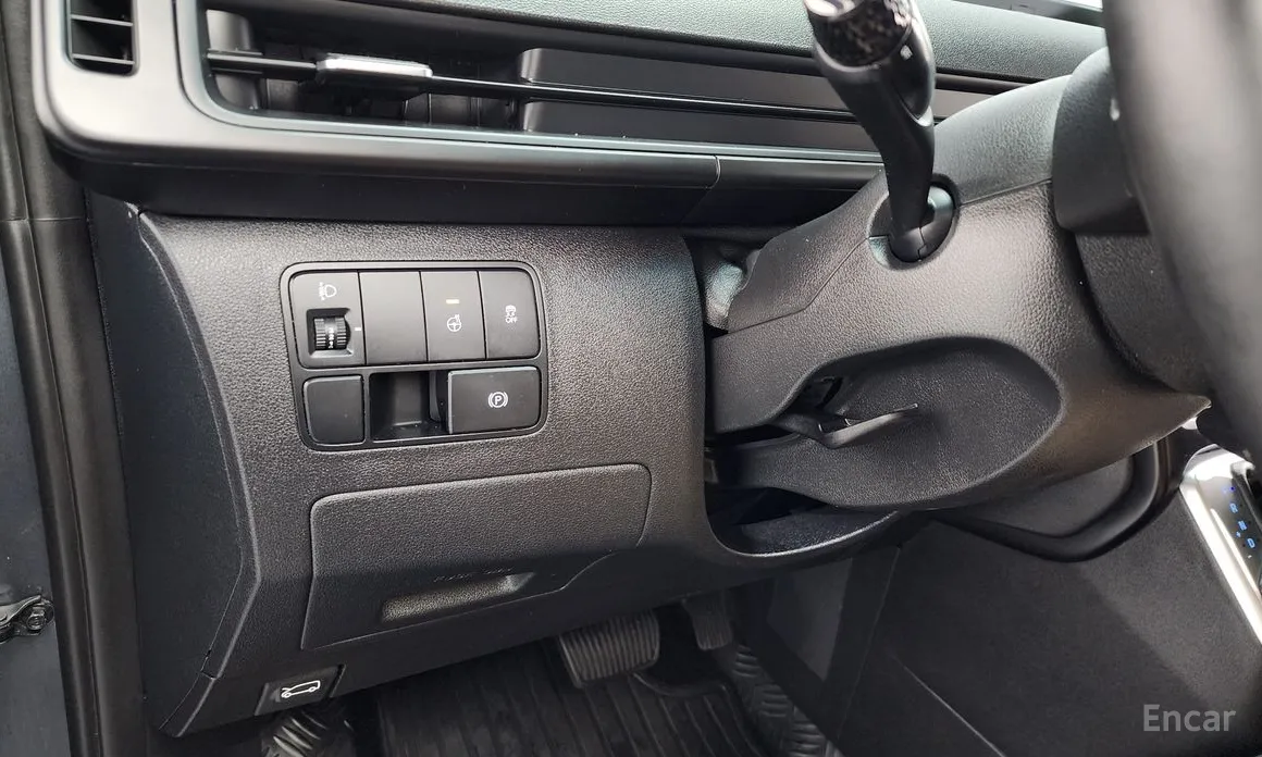 Hyundai Staria 2021 L3.5 Cargo 5-Seater