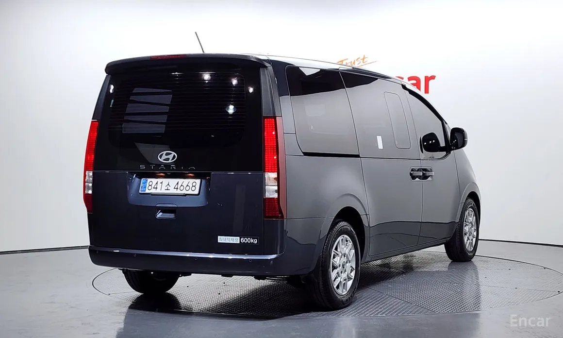 Hyundai Staria 2021 L3.5 Cargo 5-Seater