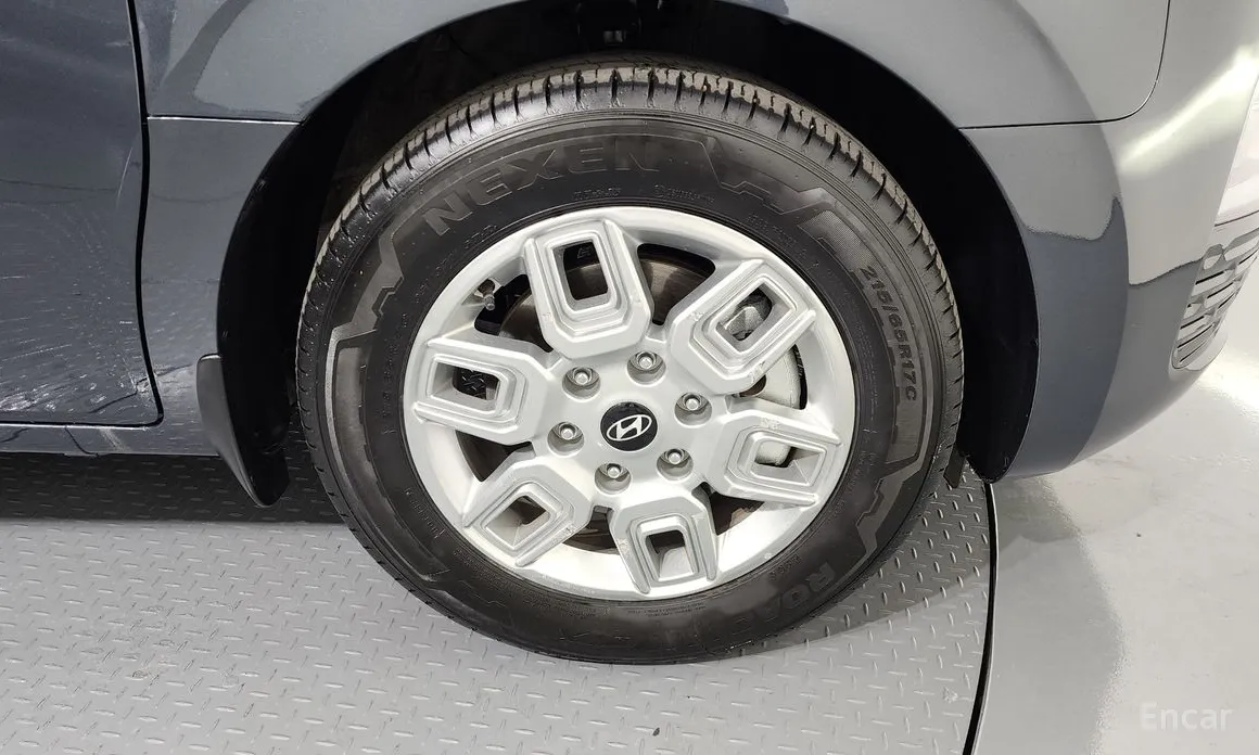 Hyundai Staria 2021 L3.5 Cargo 5-Seater