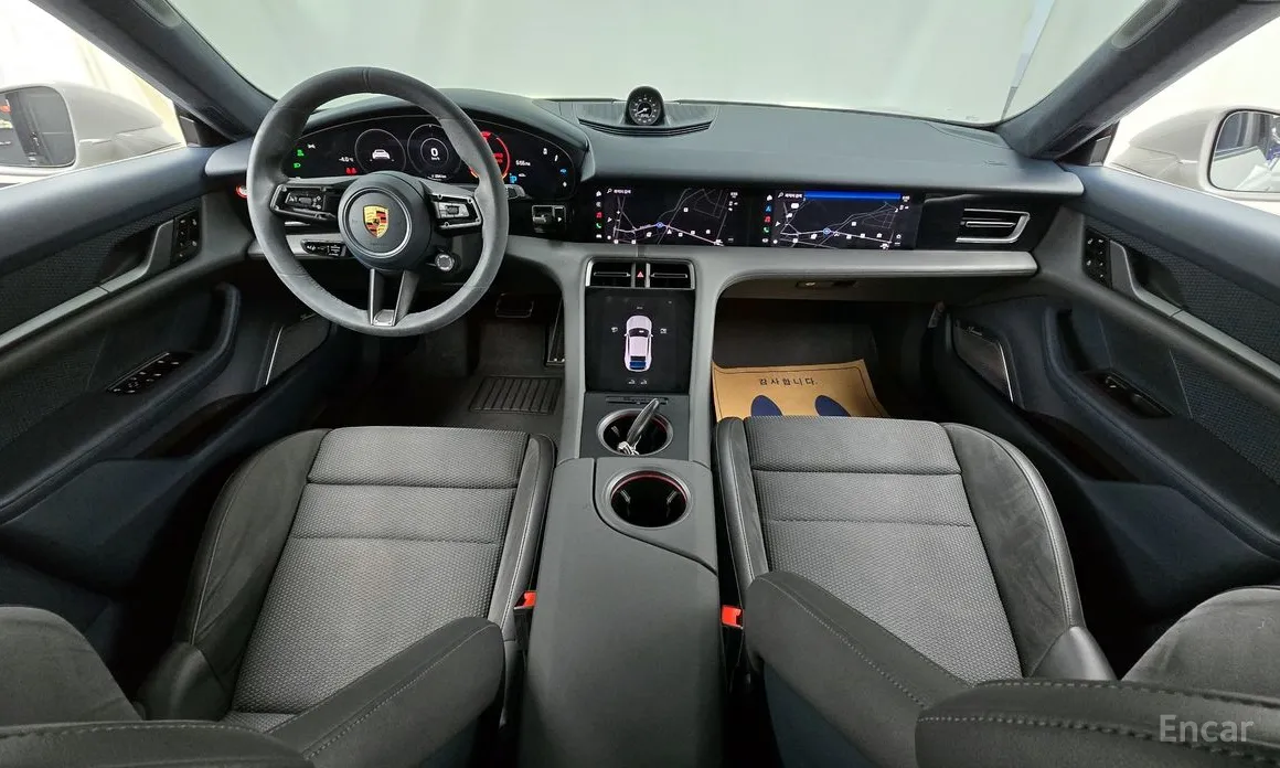 Porsche Taycan 2020 Turbo