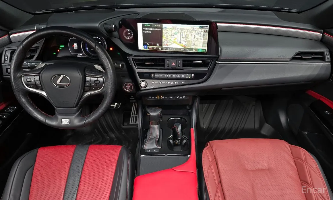 Lexus ES 2018 F-Sport