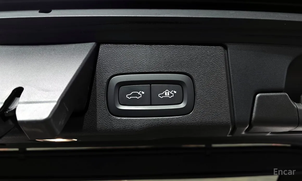 Volvo XC60 2017 B6 Ultimate Bright